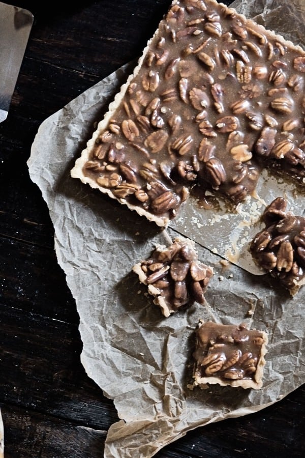 caramel pecan bars
