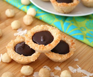chocolate macadamia coconut tarts