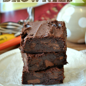 Browned Butter Brownes are seriously the best brownies I've ever had! Super decadent, but I could still eat an entire pan. #brownies #recipe