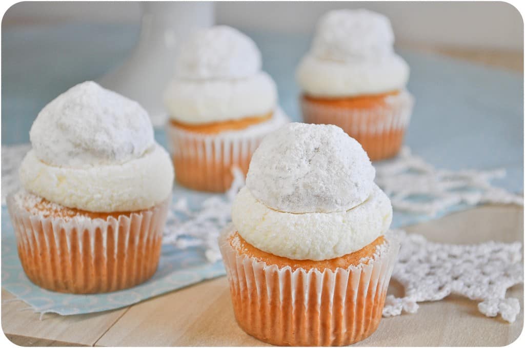almond snowball cupcakes
