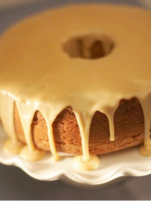 brown sugar pound cake with caramel glaze