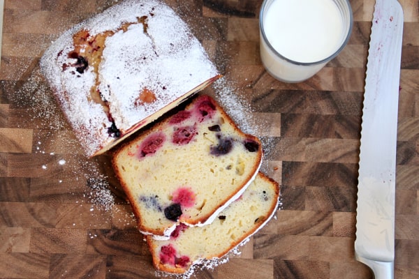 lemon berry yogurt pound cake