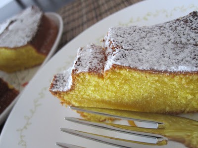 mango cardamom pound cake