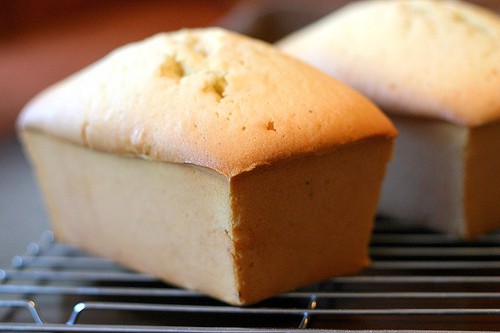 vanilla bean pound cake