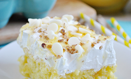 Better than... Lemons Poke Cake | www.somethingswanky.com