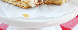 Milk Chocolate and Caramel Skinny S'mores | www.somethingswanky.com