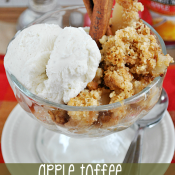 Apple Toffee Crumble | www.somethingswanky.com