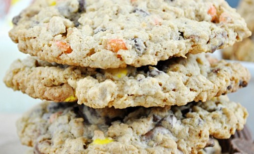 #Reeses Monster Cookies | www.somethingswanky.com