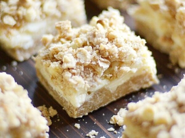 White Chocolate Lemon Streusel Bars Recipe