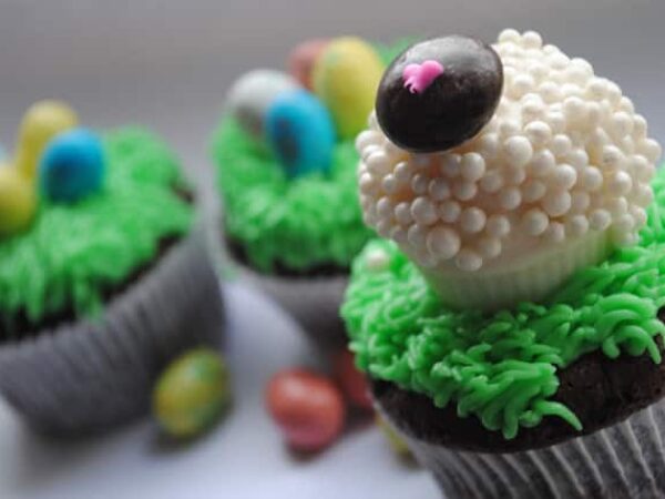 Little Lamb & Easter Egg Cupcakes Recipe