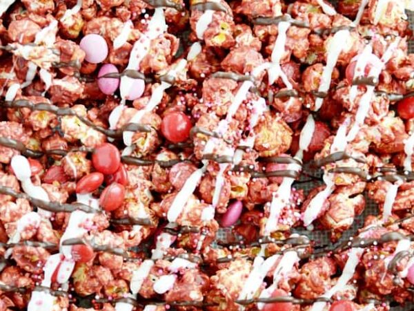 Red Velvet Tuxedo Popcorn Recipe