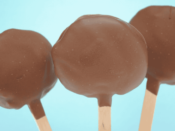Easy Dip Tagalong Cookie Pops