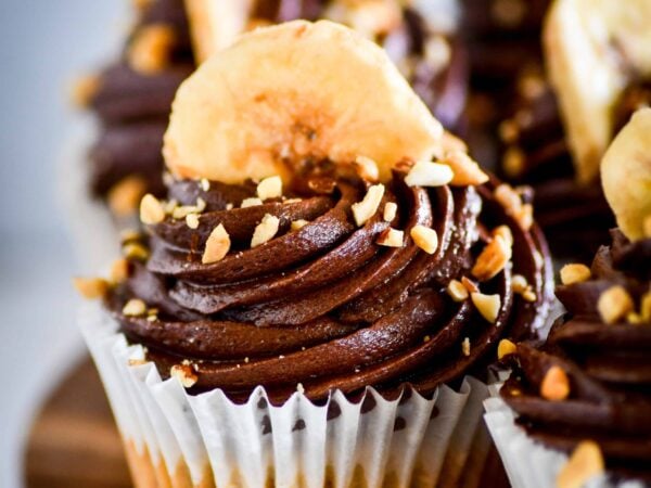 18 Dessert Recipes Men Love