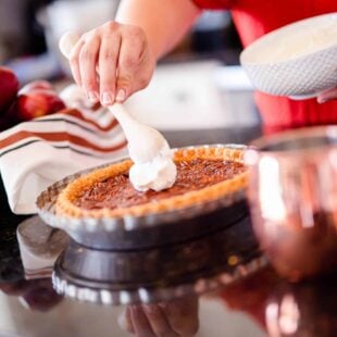 40 Swanky Desserts with Pecans