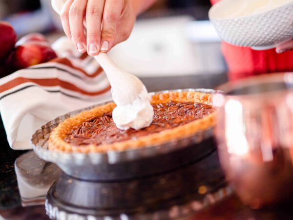 40 Swanky Desserts with Pecans