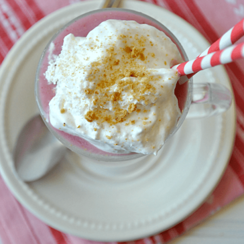 Skinny Strawberry Cheesecake Smoothie-image