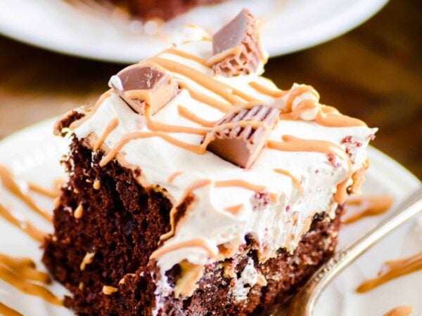 Peanut Butter Cup Poke Cake Recipe