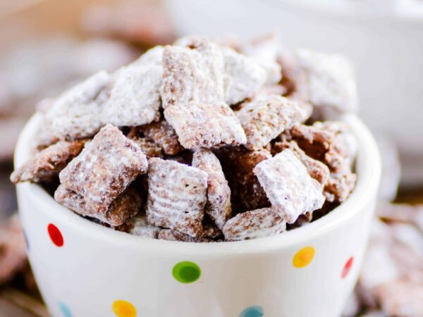 Classic Muddy Buddies or Puppy Chow