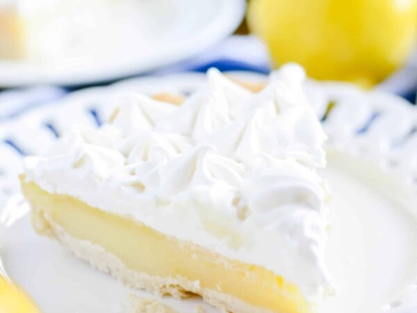 Lemon {Marshmallow} Meringue Pie Recipe