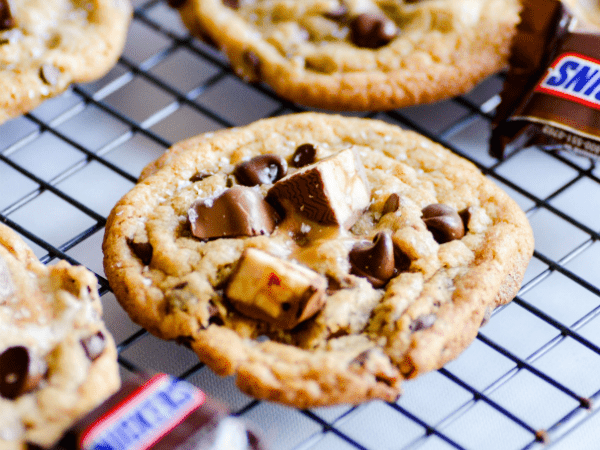Snickers Cheesecake Pudding Cookies Recipe