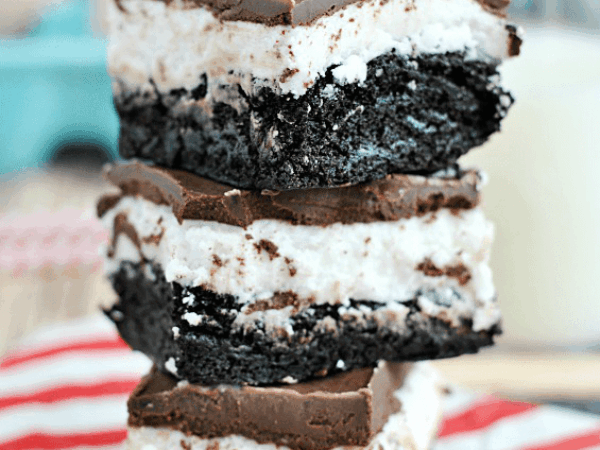 Oreo Cream Brownies Recipe
