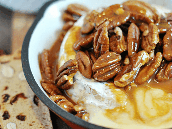 Pecan Praline Baked Brie Recipe