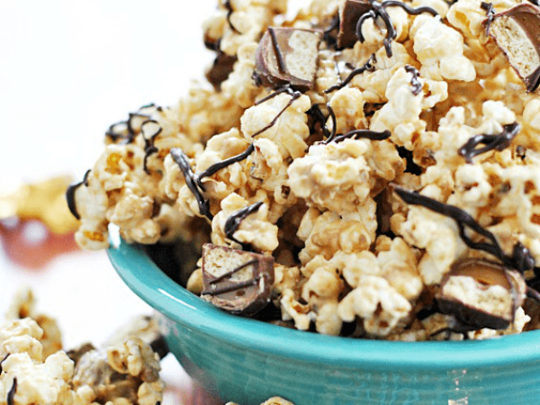 Biscoff Twix Popcorn Recipe