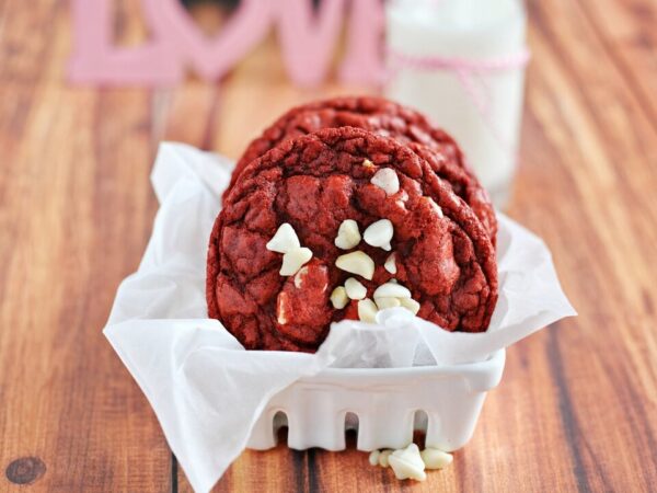 Red Velvet Macadamia Nut Cookies Recipe