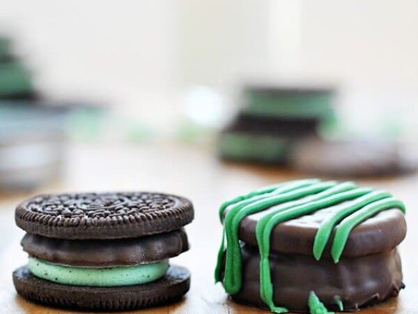Thin Mint Stuffed Oreos + Thin Mint Printable Recipe