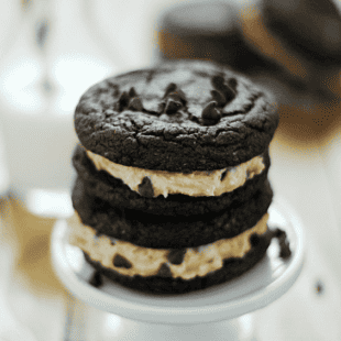 Homemade Cookie Dough Oreos | www.somethingswanky.com