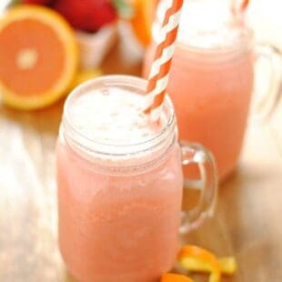 Strawberry Pineapple Shaker-Upper {non-alcoholic summer drink}