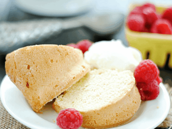 Golden Vanilla Pound Cake Recipe
