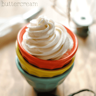 Vanilla Cream Buttercream | www.somethingswanky.com