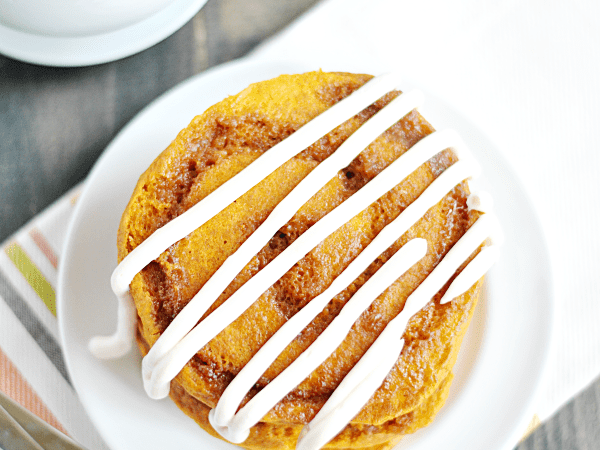 Cinnamon Roll Pumpkin Pancakes Recipe