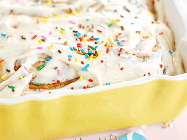 50 Swanky Dessert Recipes with Cream Cheese