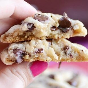 These Hershey's Soft & Chewy Chocolate Chip Cookies are the softest cookies I've made yet! Still soft 5 days later.