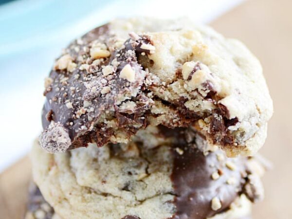 Chocolate Dipped Toffee Chip Cookies Recipe