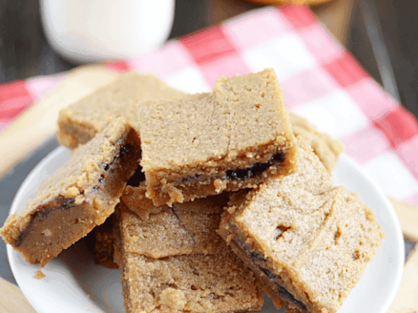 Simple PB&J Bars Recipe
