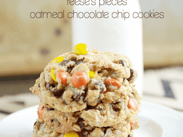 Reese’s Pieces Oatmeal Chocolate Chip Cookies Recipe