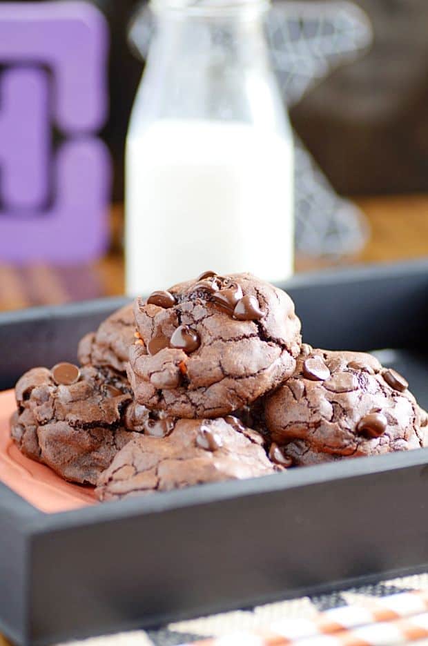 Oreo Stuffed Brownie Cookies