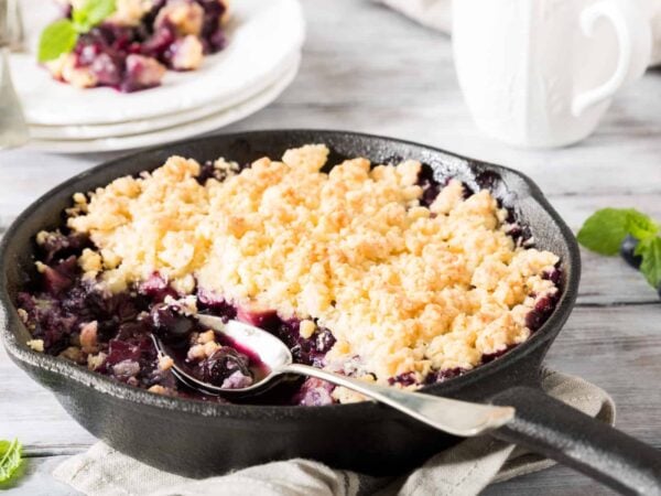 Blackberry Praline Crumble Recipe