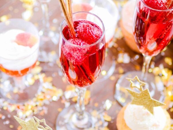 3 Easy Family-Friendly NYE Treats & Drinks Recipe