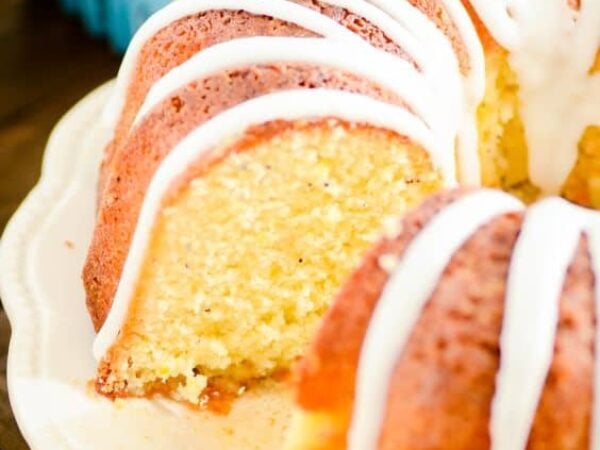 Lemon Poppyseed Bundt Cake: A Lemon Pound Cake Recipe