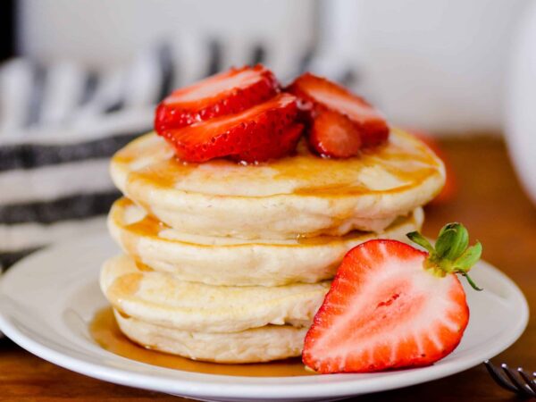 Cinnamon Oatmeal Blender Pancakes Recipe