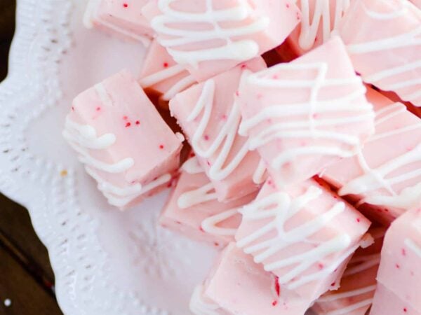 White Chocolate Candy Cane Fudge Recipe