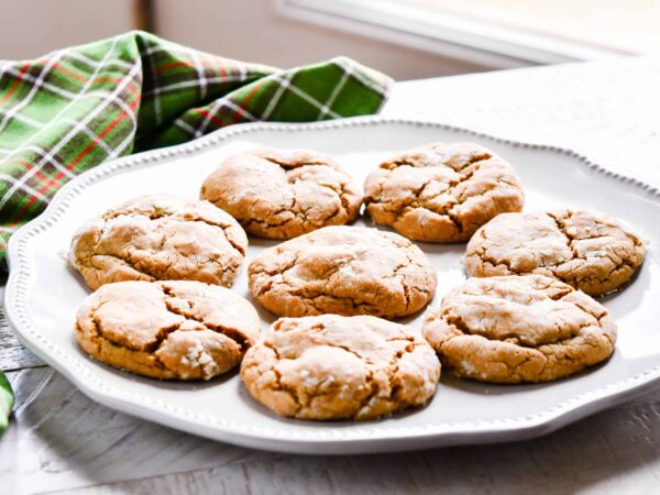 Gingerbread Crinkle Cookies Recipe