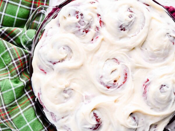 Red Velvet Cinnamon Rolls Recipe