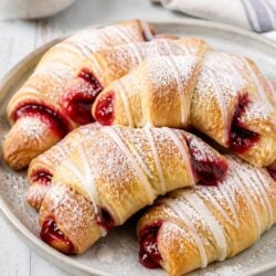 These Dessert Crescent Rolls are stuffed with Nutella, Snickers & more! So easy, so dreamy — you absolutely have to make these ASAP! 🥐✨