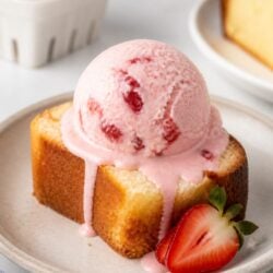 This Golden Pound Cake with Strawberry Ice Cream is the dreamy summer dessert you NEED to make — buttery, creamy, and absolutely ah-mazing! 🍓