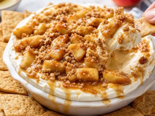 Apple Pie Dip Recipe with Caramel and Chips
